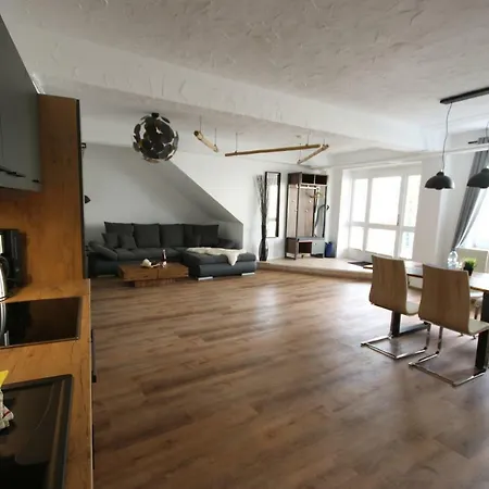 Haus Shiralee - Warnemuende